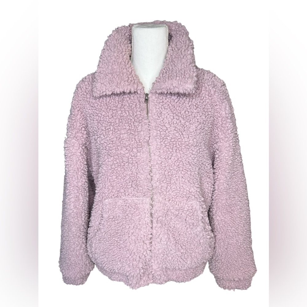 FOREVER 21 - Adorable Pink Fuzzy Coat